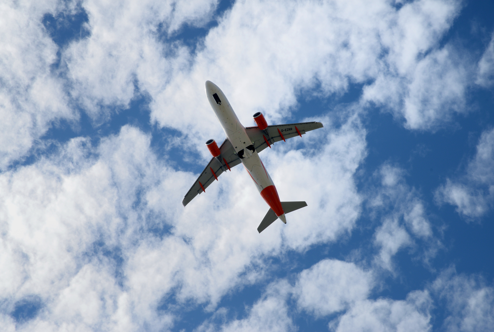 You are currently viewing CHỨNG NHẬN UN38.3 CHO PIN LITHIUM – “TẤM HỘ CHIẾU” BẮT BUỘC KHI VẬN CHUYỂN QUỐC TẾ